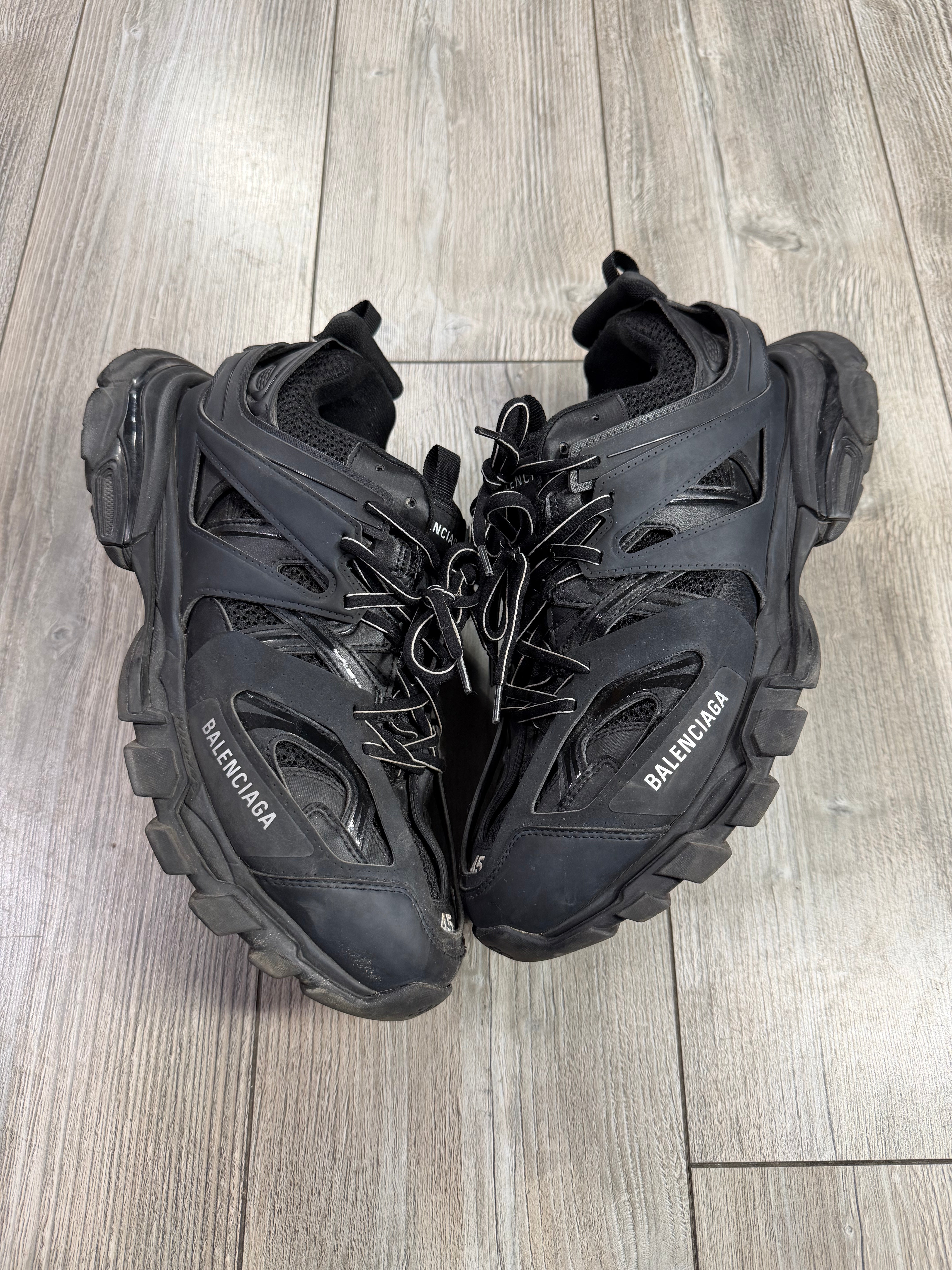 Balenciaga Track (EU45)