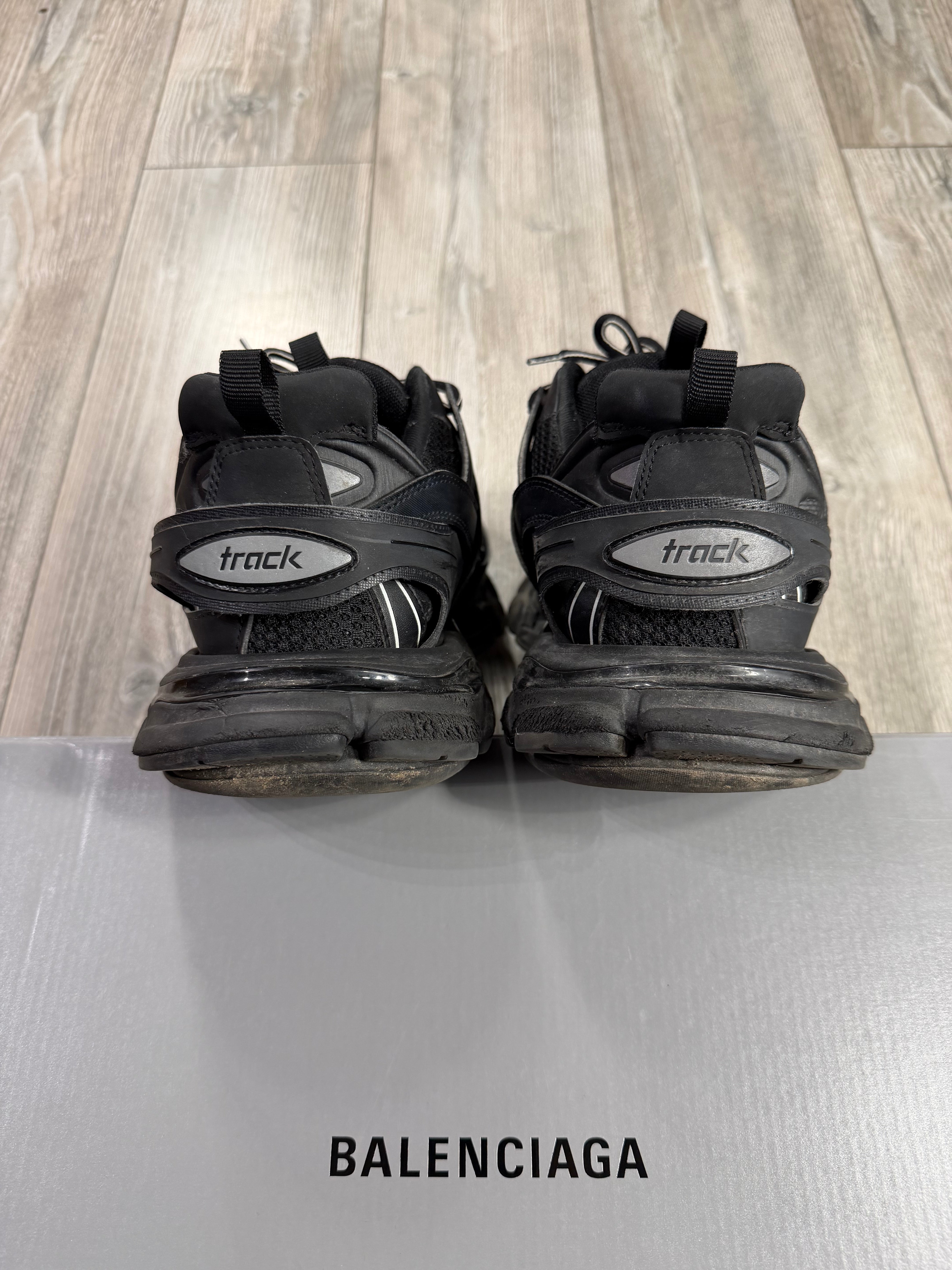 Balenciaga Track (EU45)