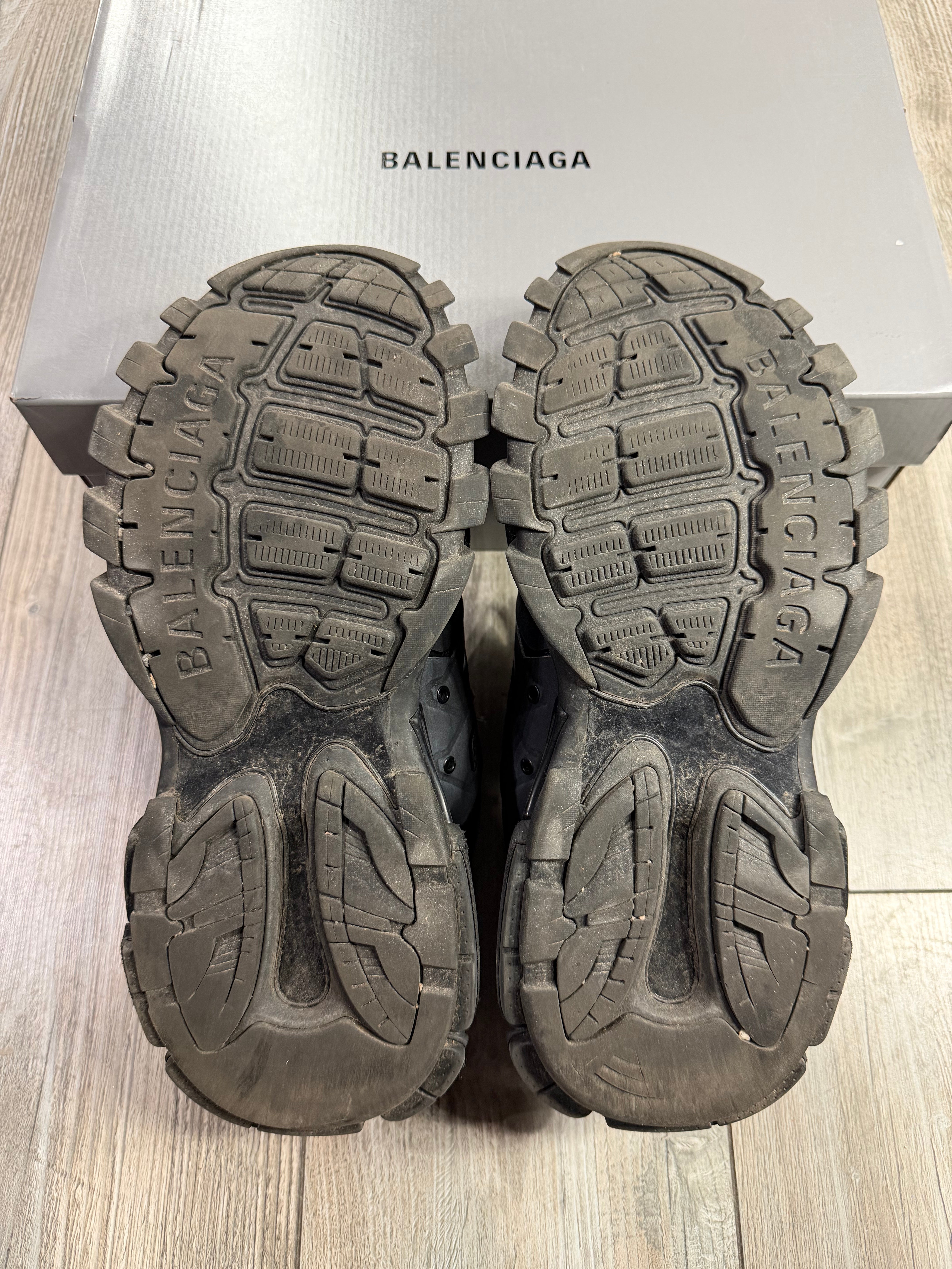 Balenciaga Track (EU45)