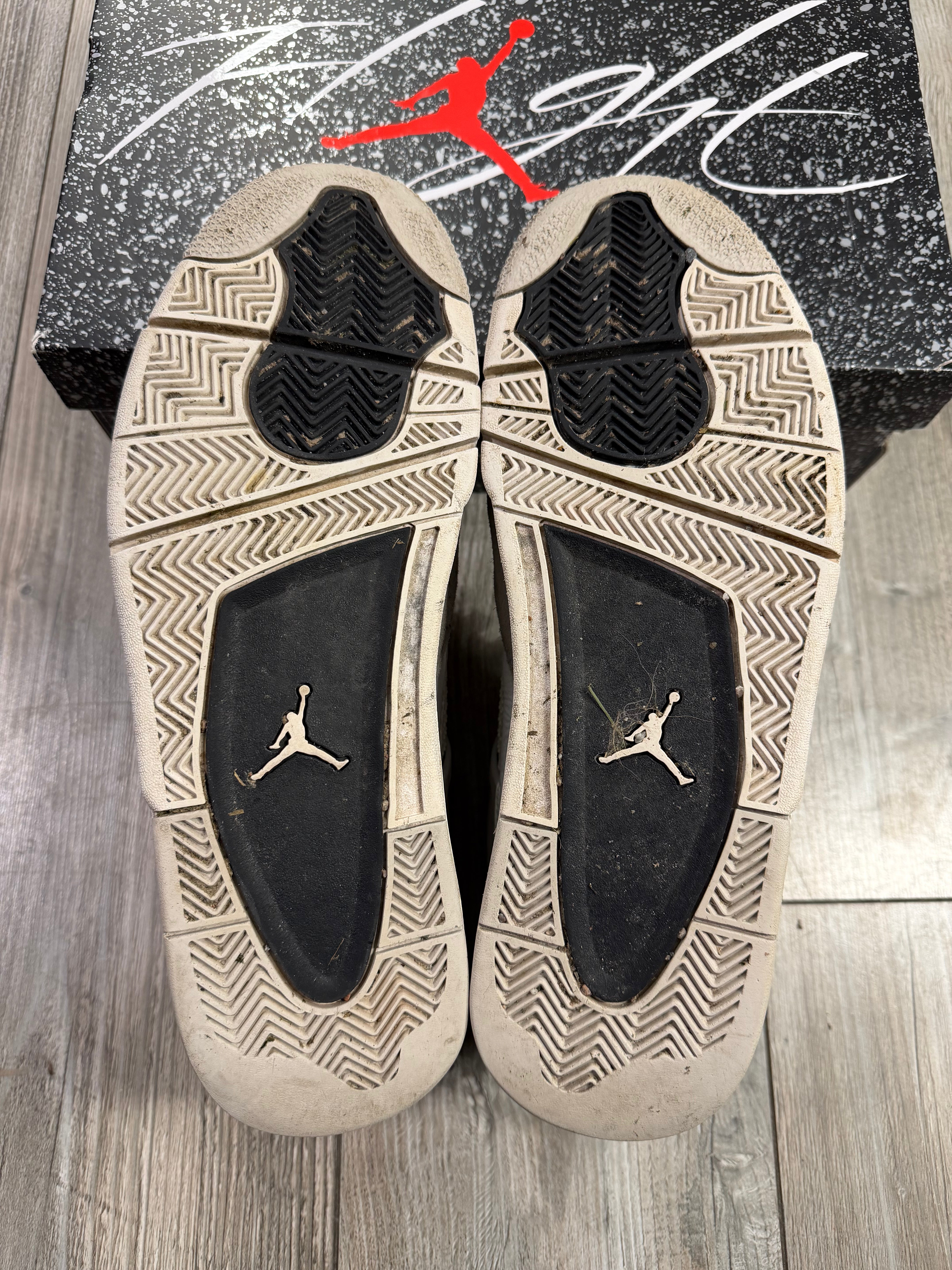 Air Jordan 4 Retro Military Black (EU47.5)