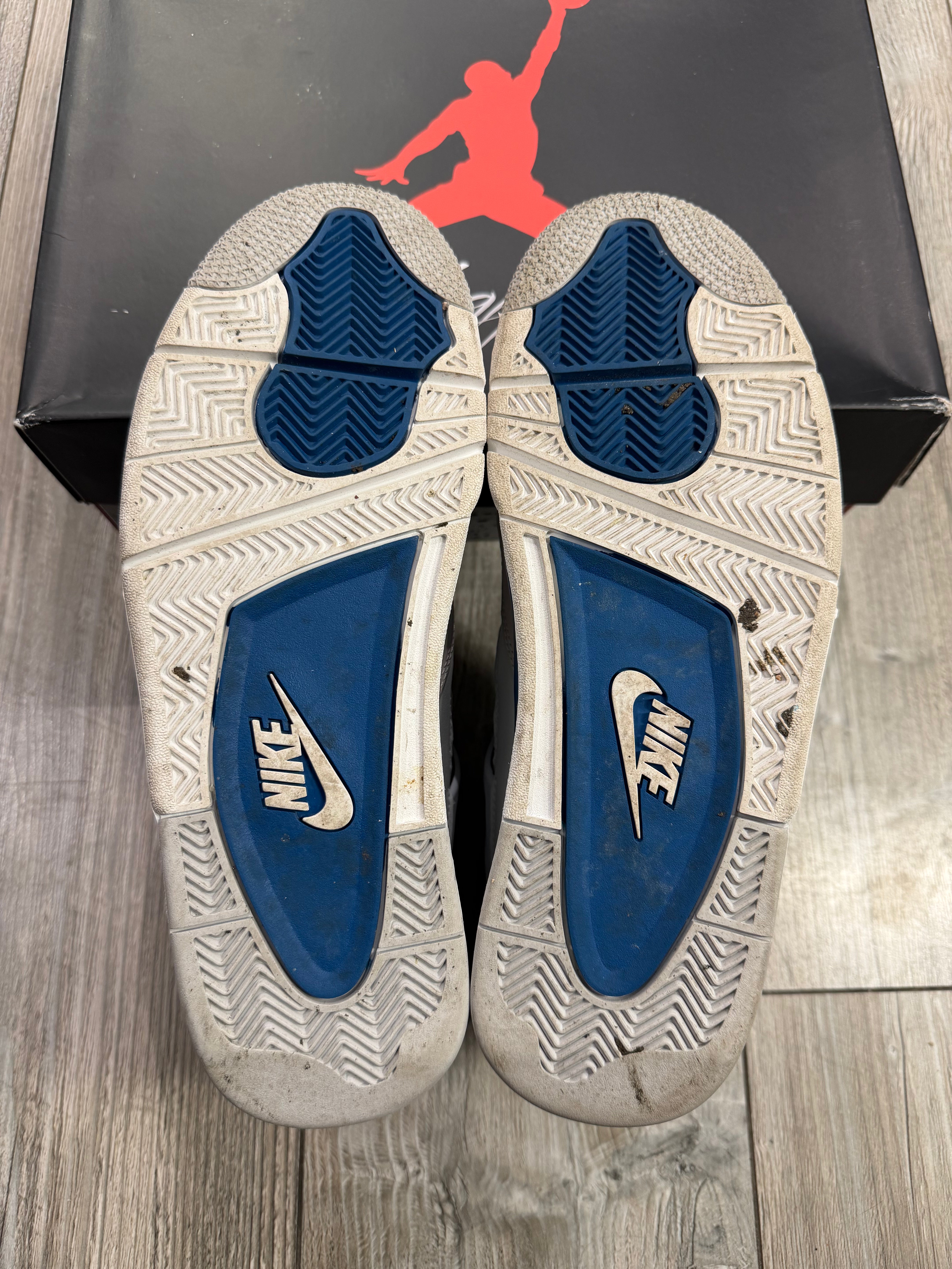 Air Jordan 4 Retro Military Blue (EU44)