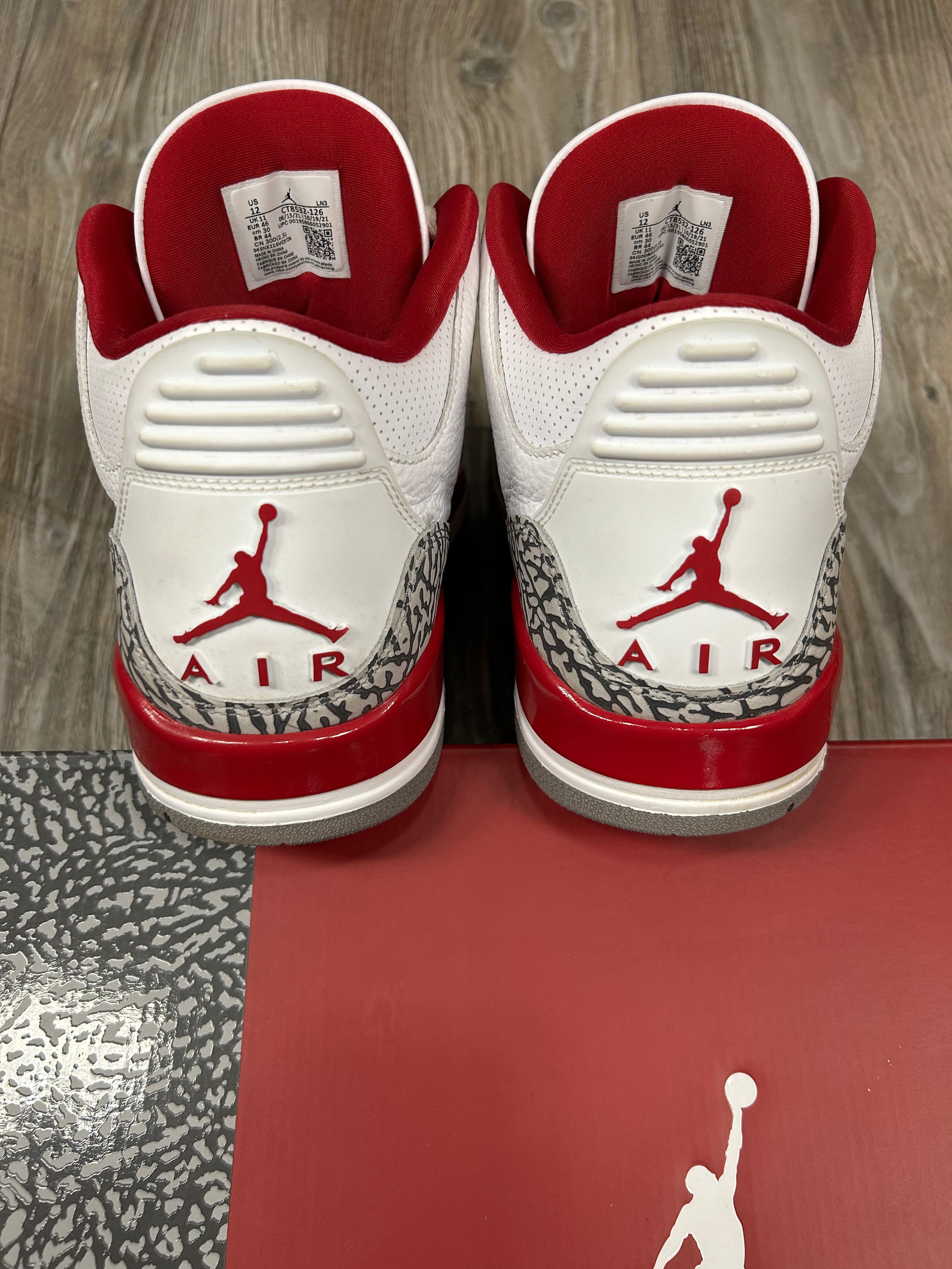 Jordan 3 Retro Cardinal Red (EU 46)