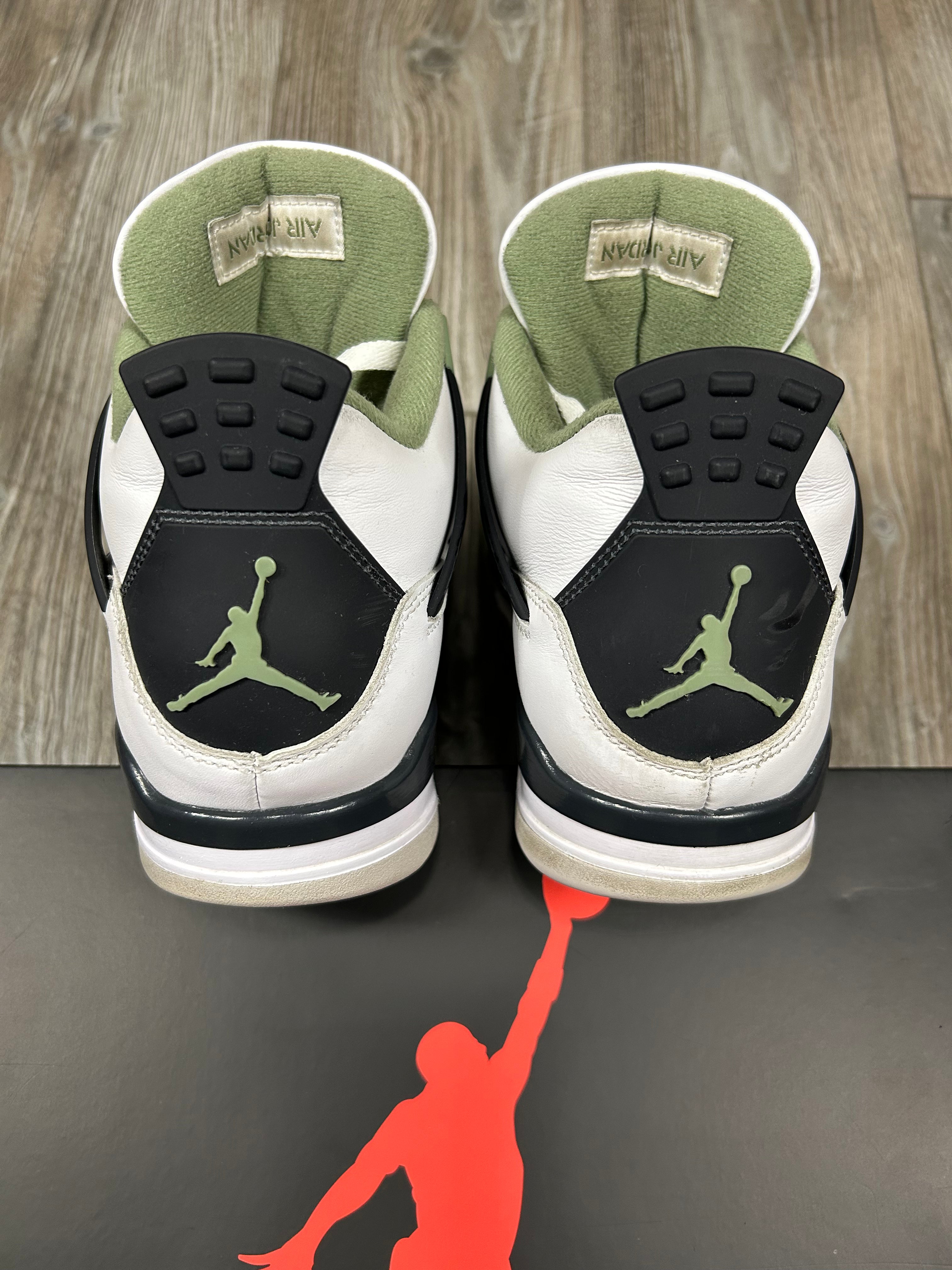 Jordan 4 Retro Seafoam (EU 44.5)