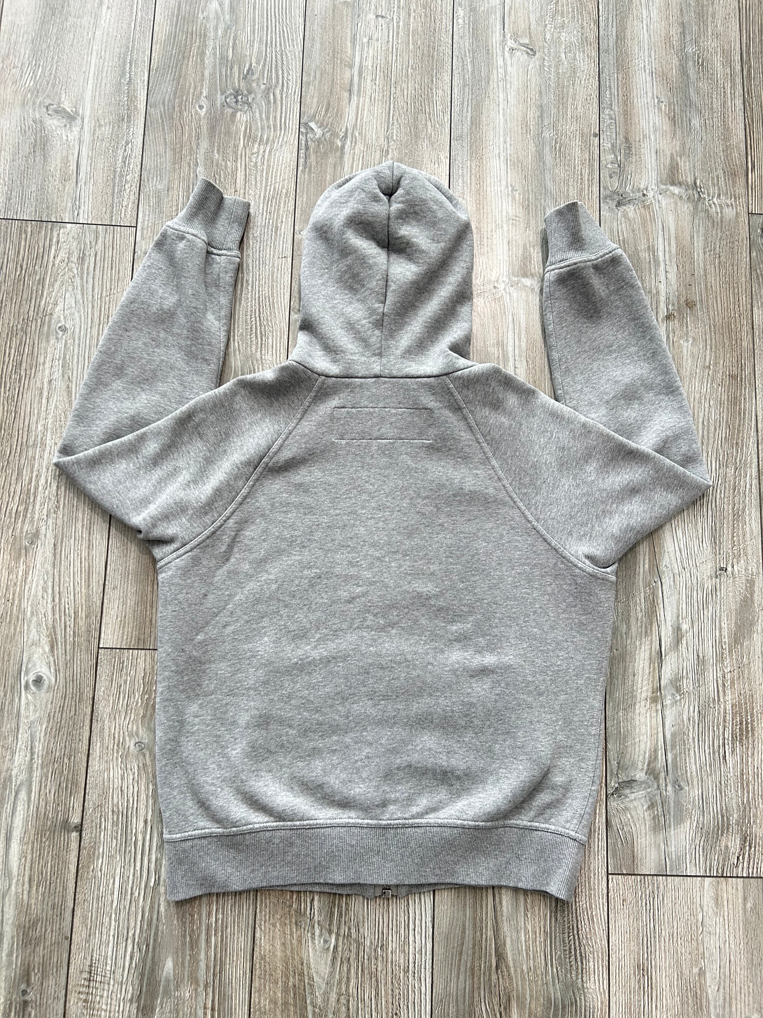 Burberry Hoodie (Fittaa XS)