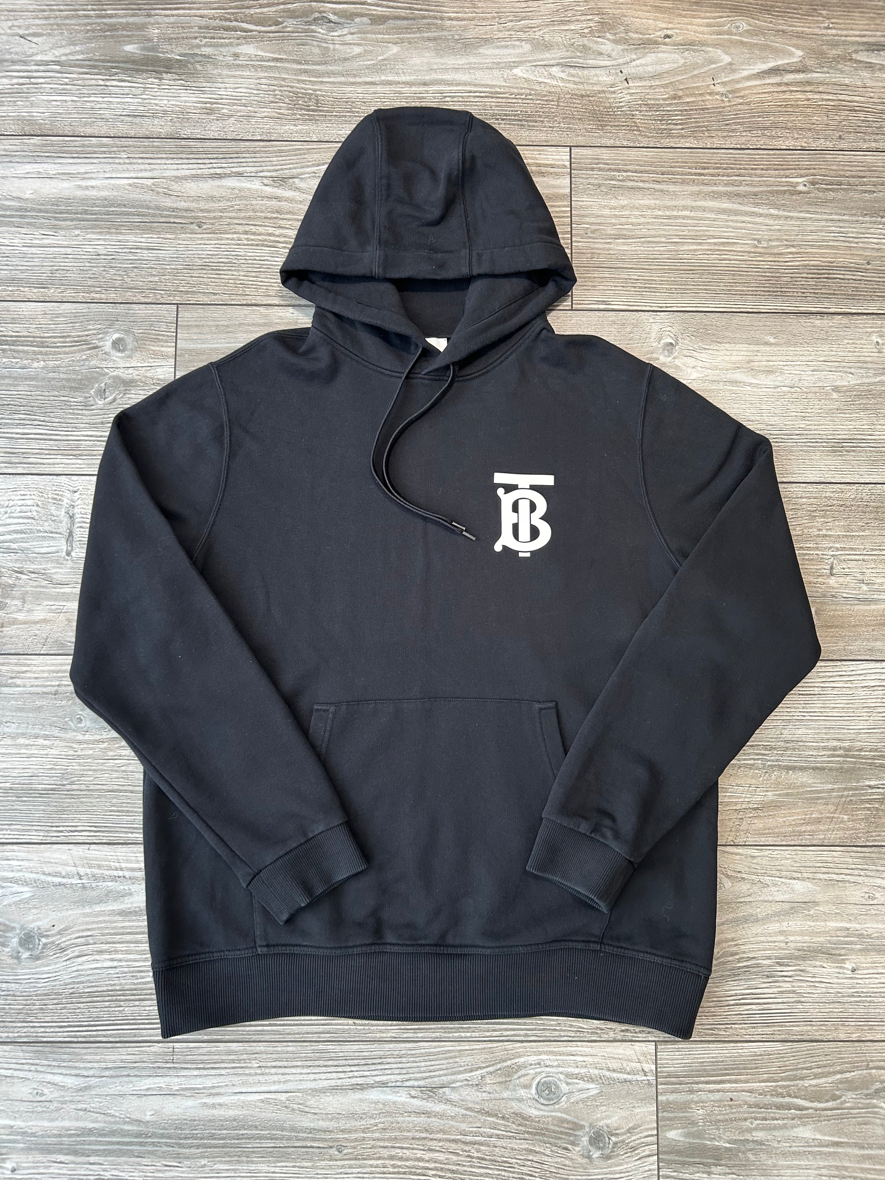 Burberry Hoodie (Fittaa L)