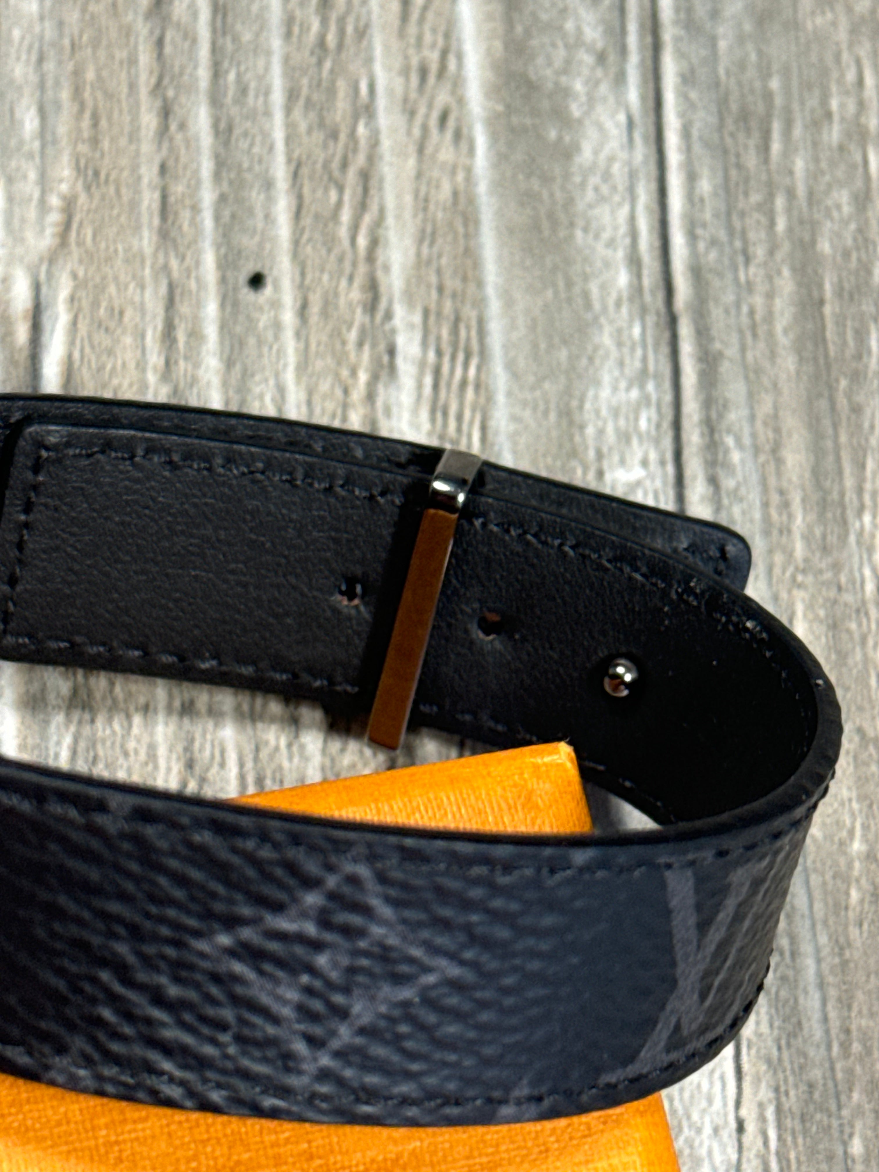 Louis Vuitton Bracelet (Onesize)