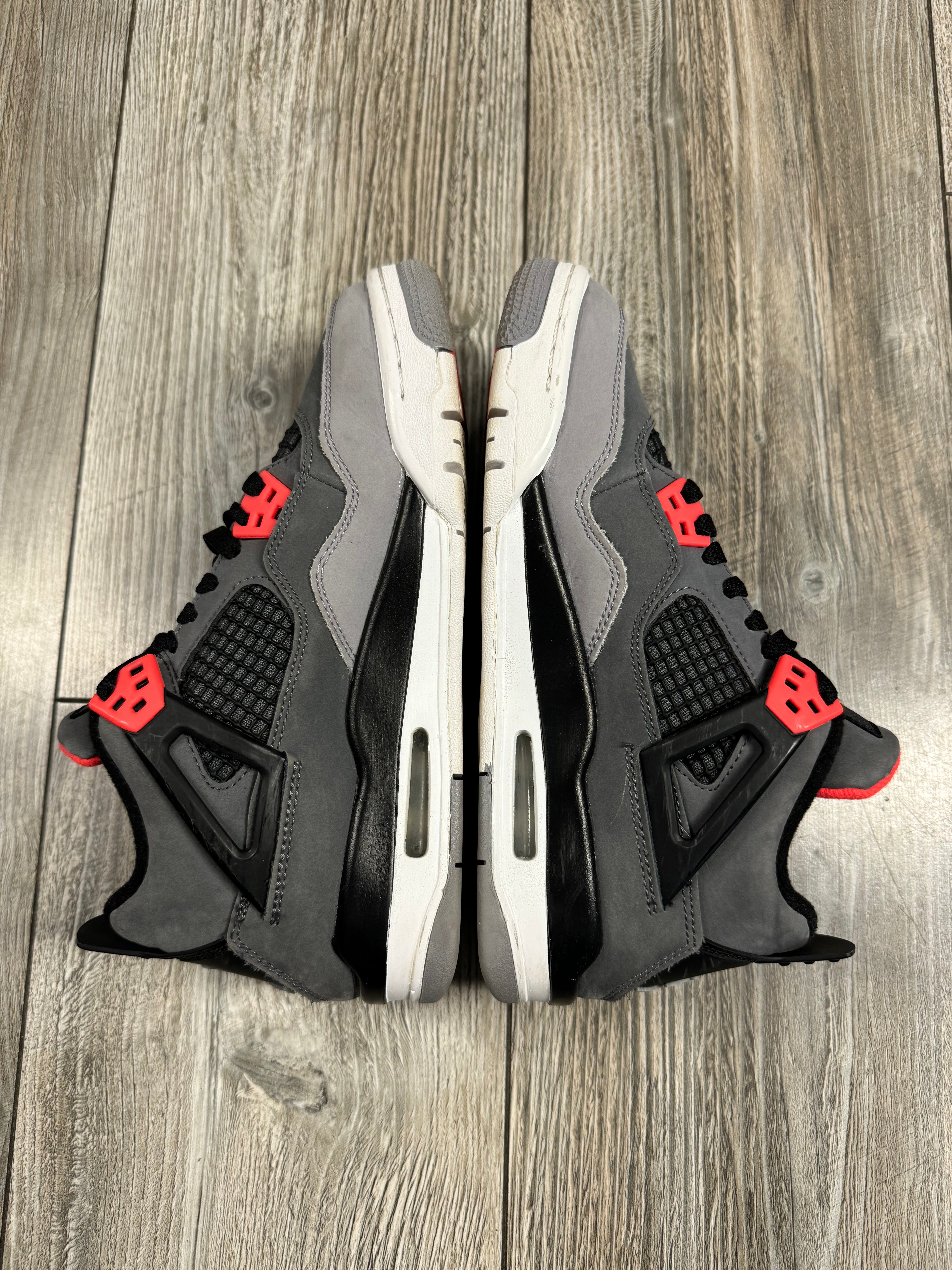 Jordan 4 Retro Infrared (EU 38)