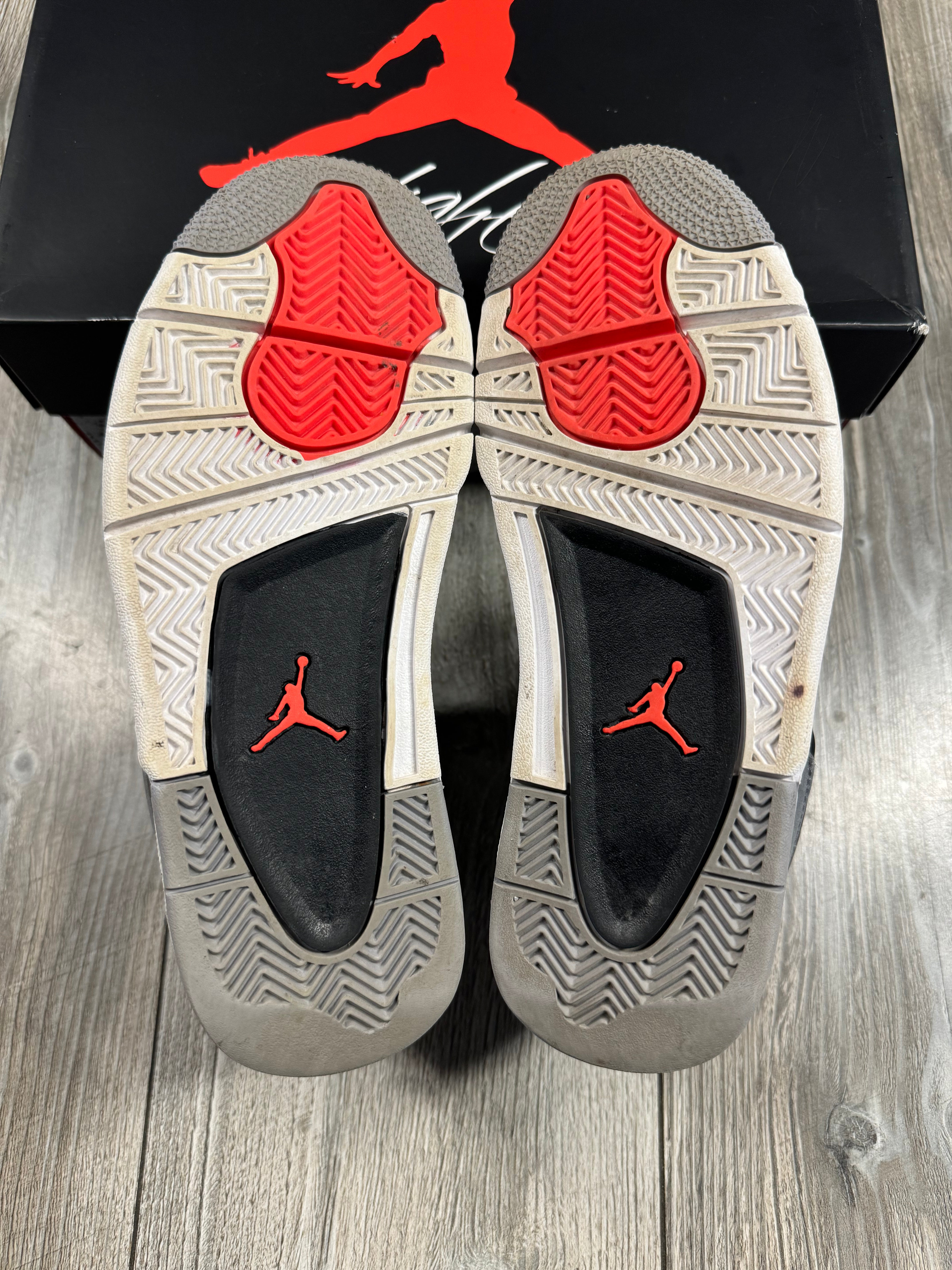 Jordan 4 Retro Infrared (EU 38)