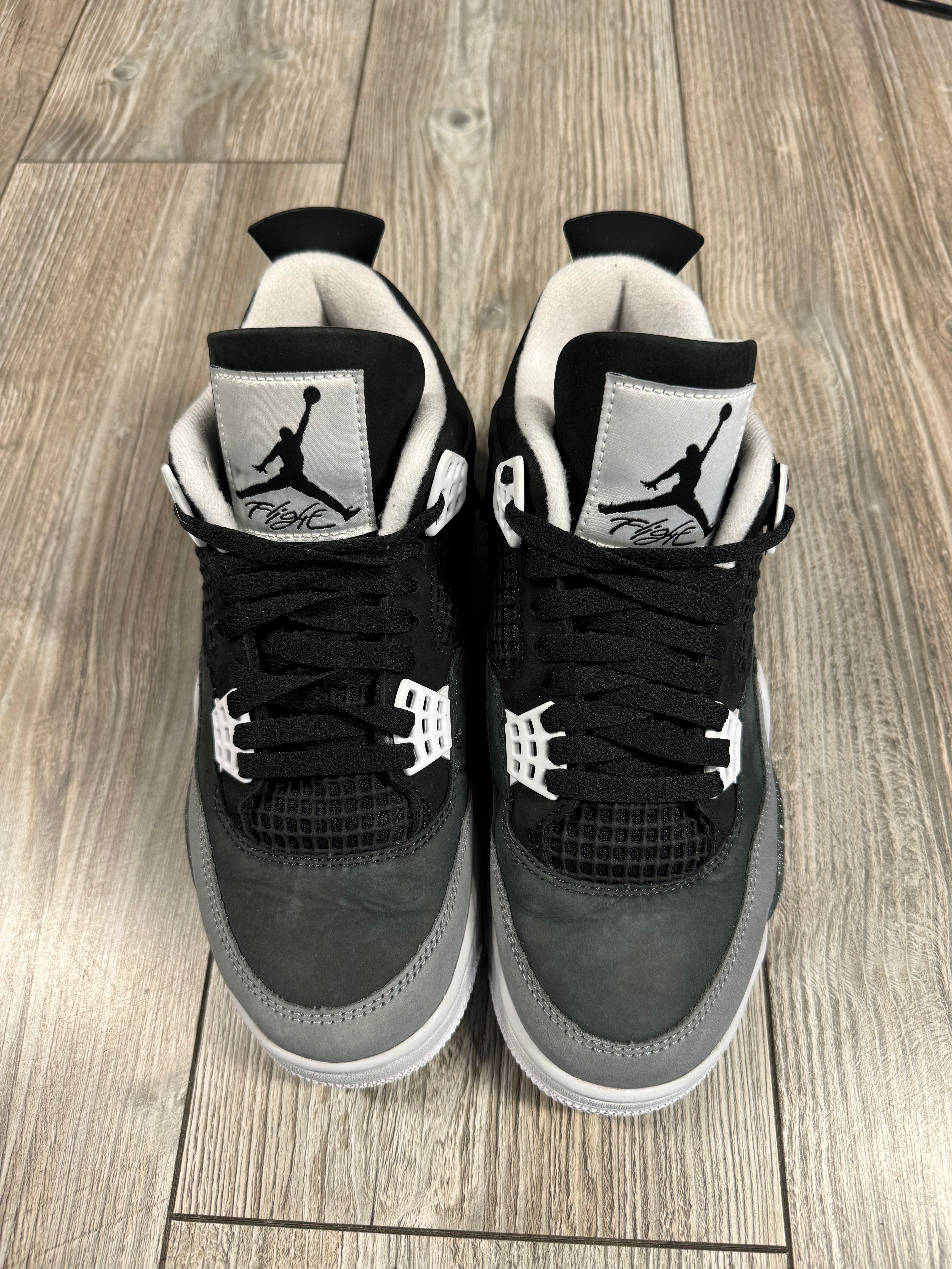 Jordan 4 Retro Fear (EU 40)