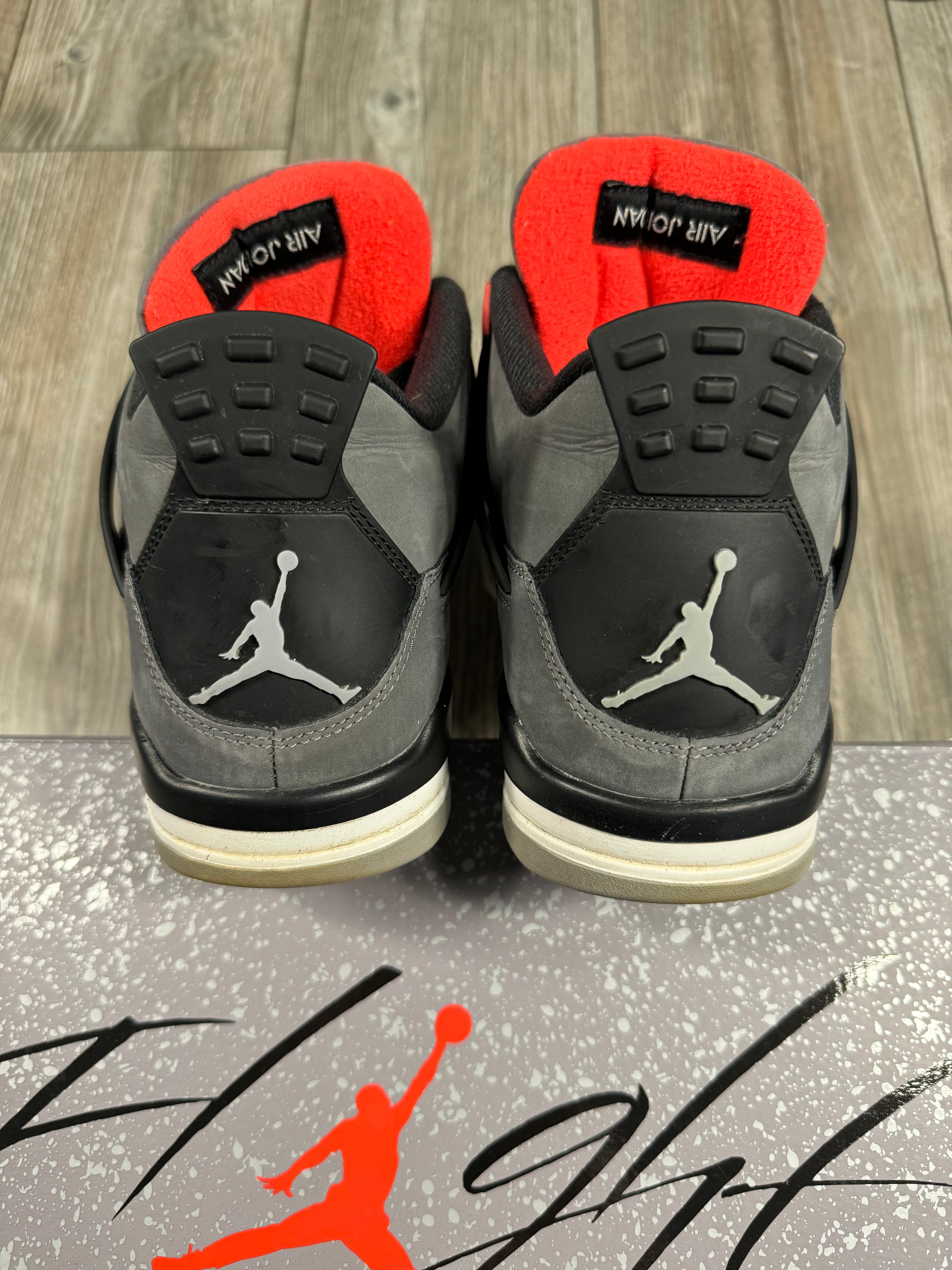 Jordan 4 Retro Infrared (EU 45)