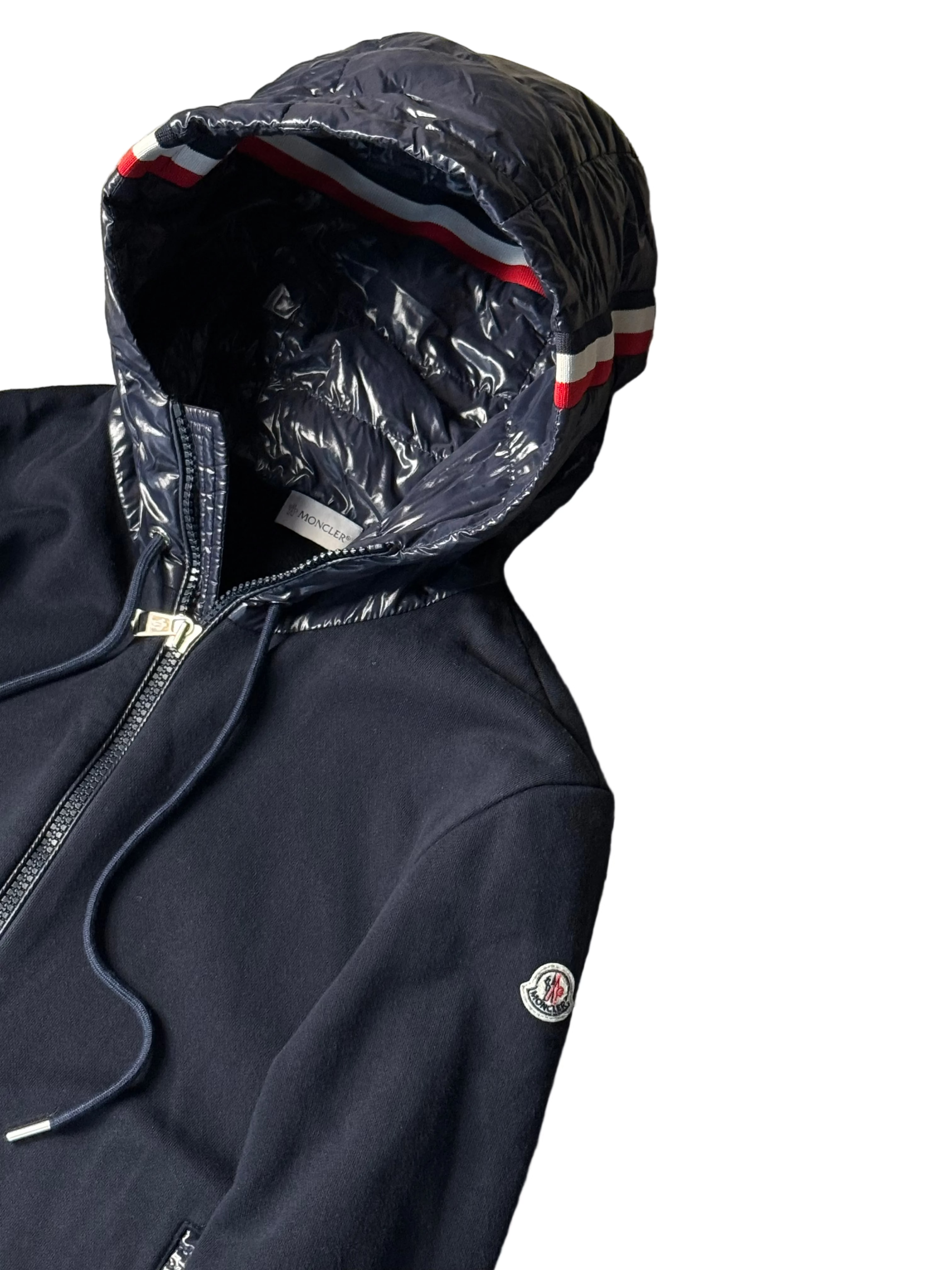 Moncler Cardigan (Fittaa S)