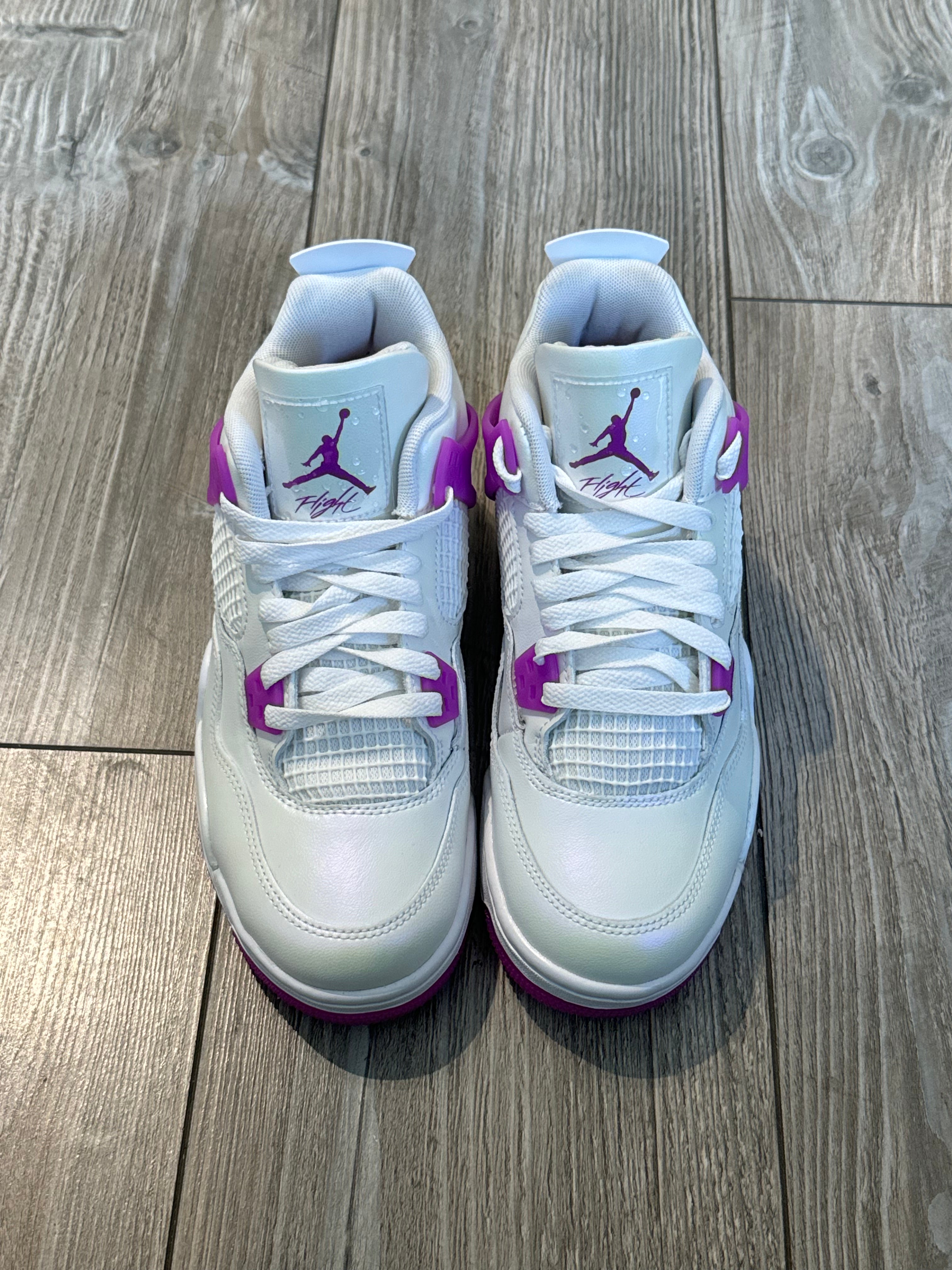 Jordan 4 Hyper Violet (EU 38)