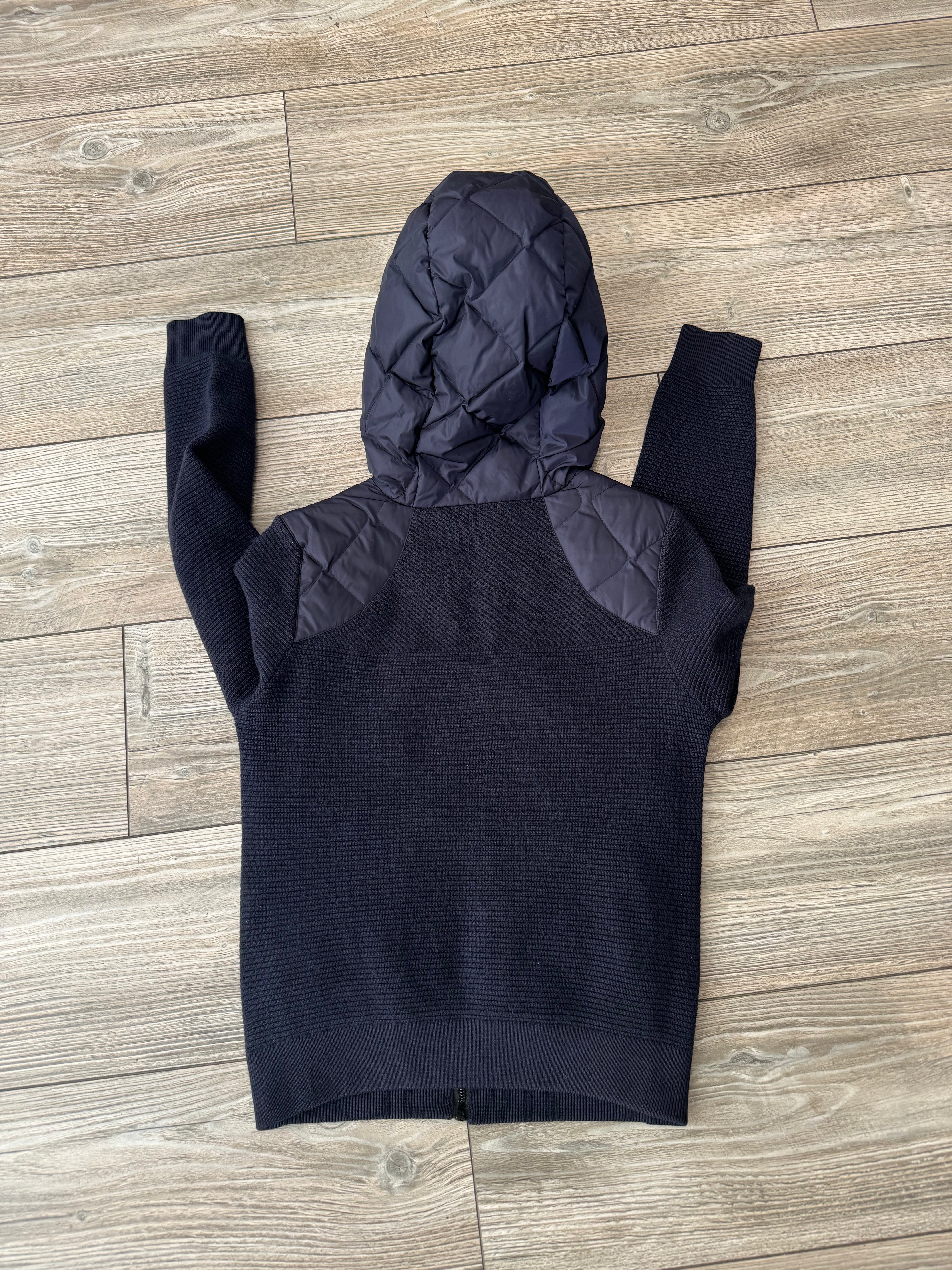Canada Goose Cardigan (Fittaa XXS)