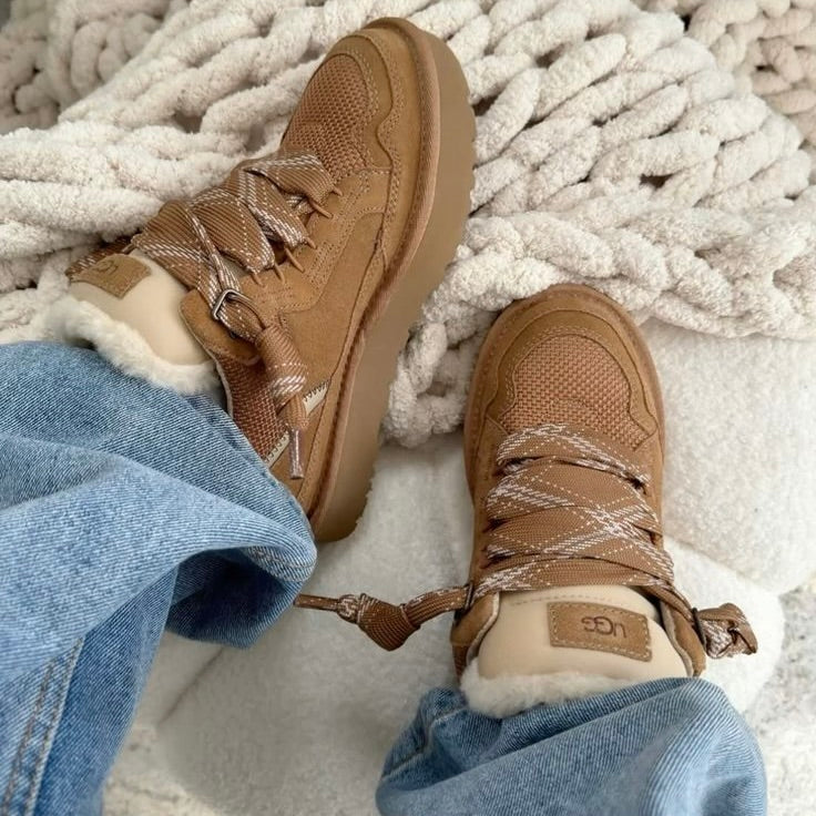 UGG Lowmel Chestnut
