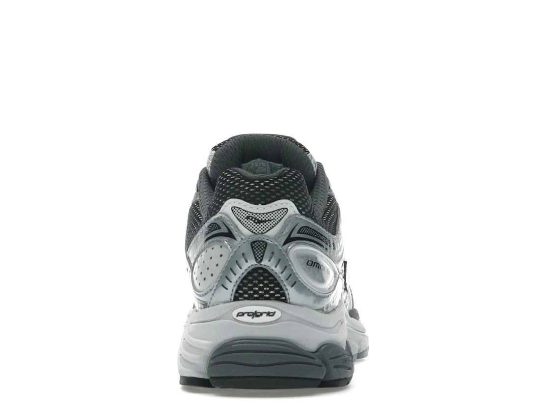 Saucony ProGrid Omni 9 Microchip
