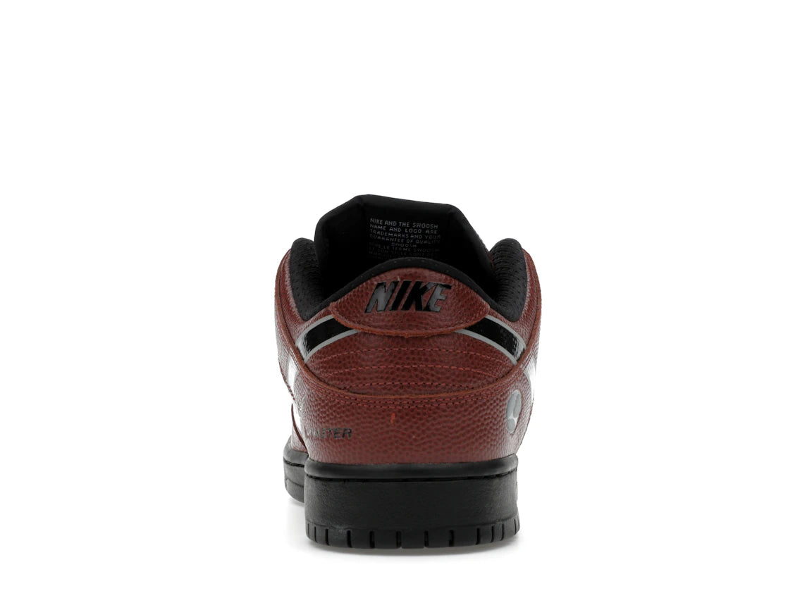 Nike SB Dunk Low Limosine Skateboards